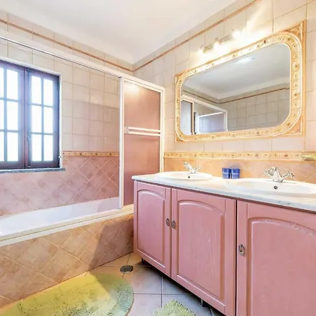 Sleeps 6 Air Con Wifi * Terras Novas