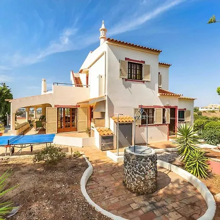 Sleeps 6 Air Con Wifi *